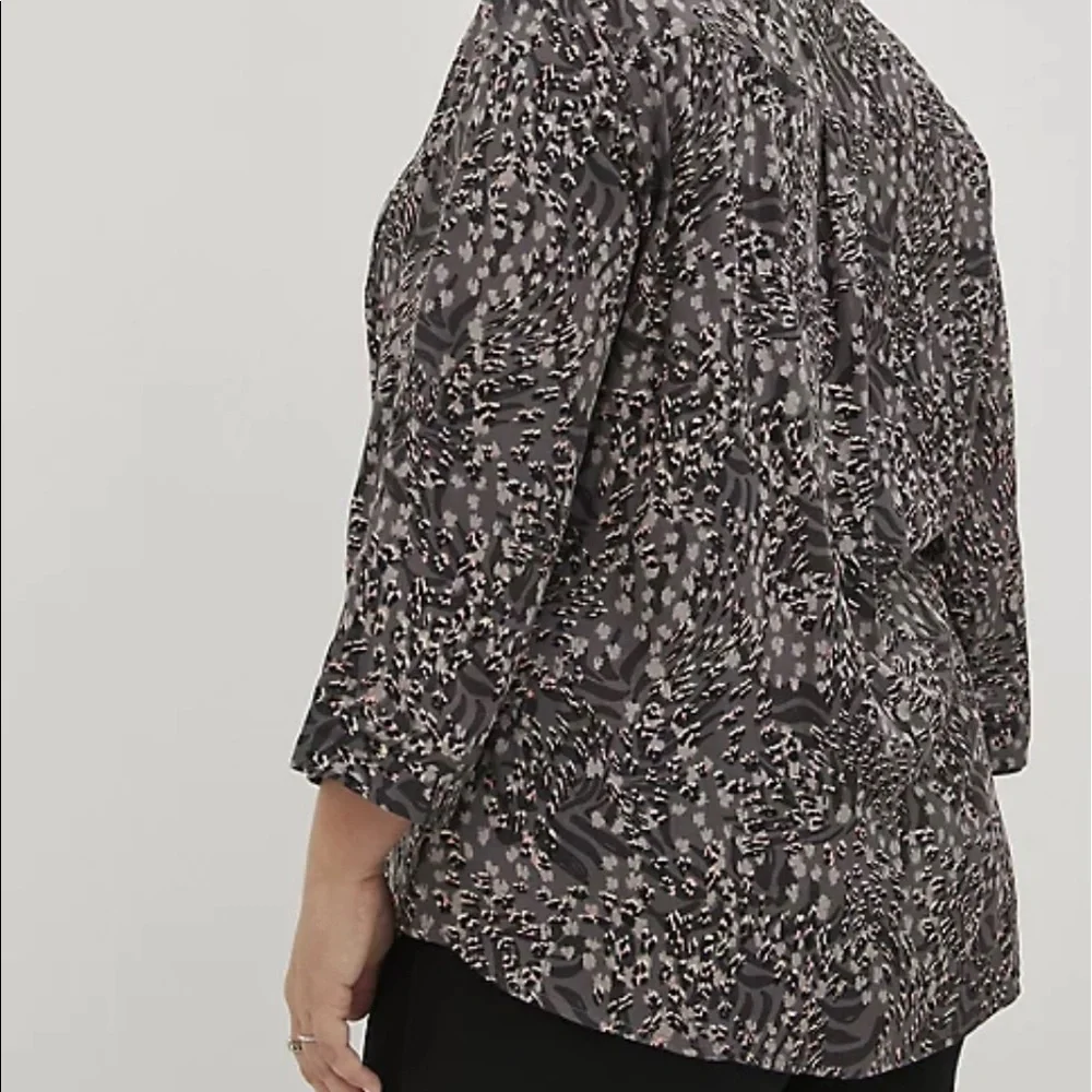 NWT Torrid Harper Pullover Top - Picture 3 of 8